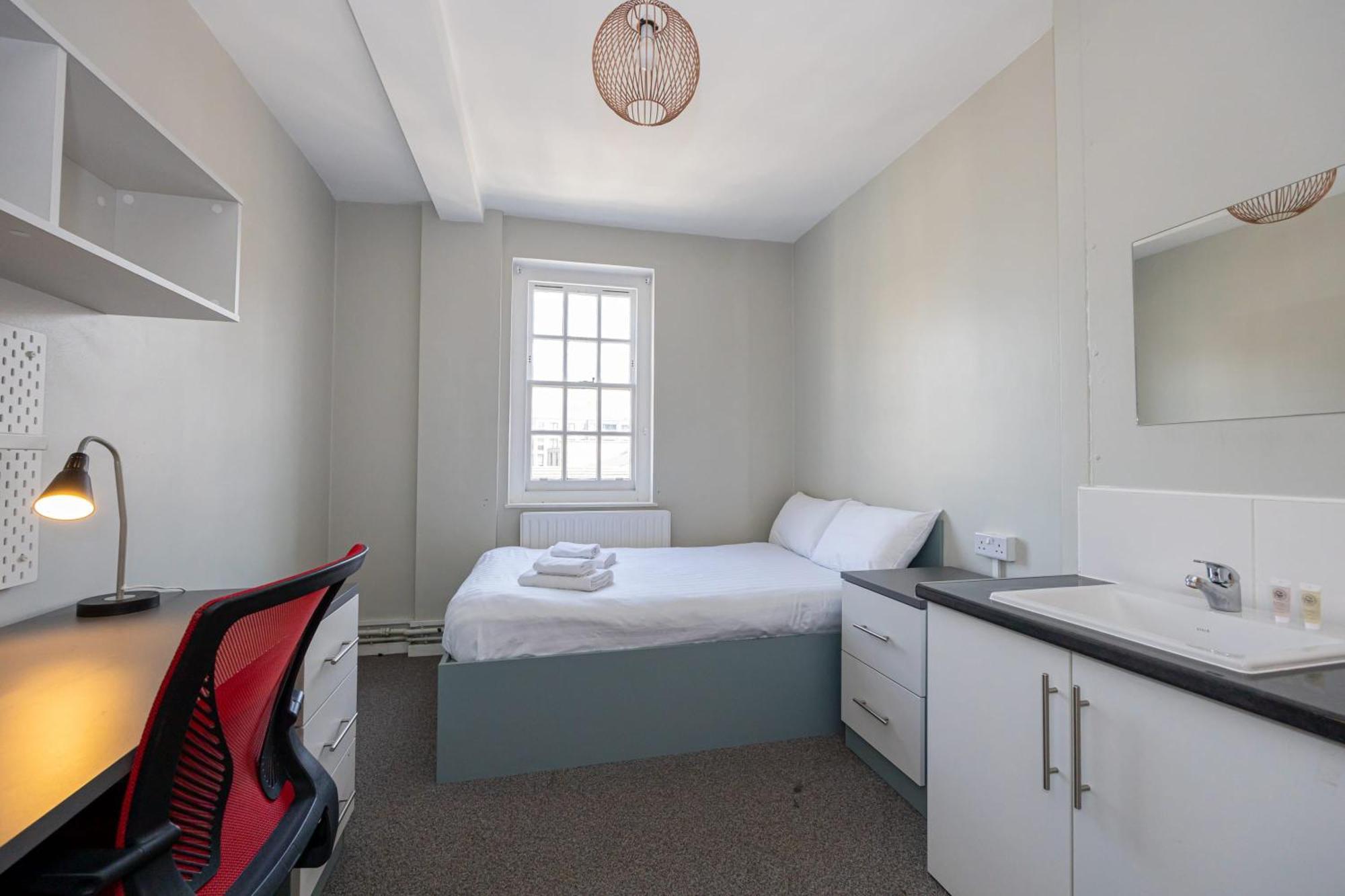 Spacious Room With Shared Facilities London Exterior foto